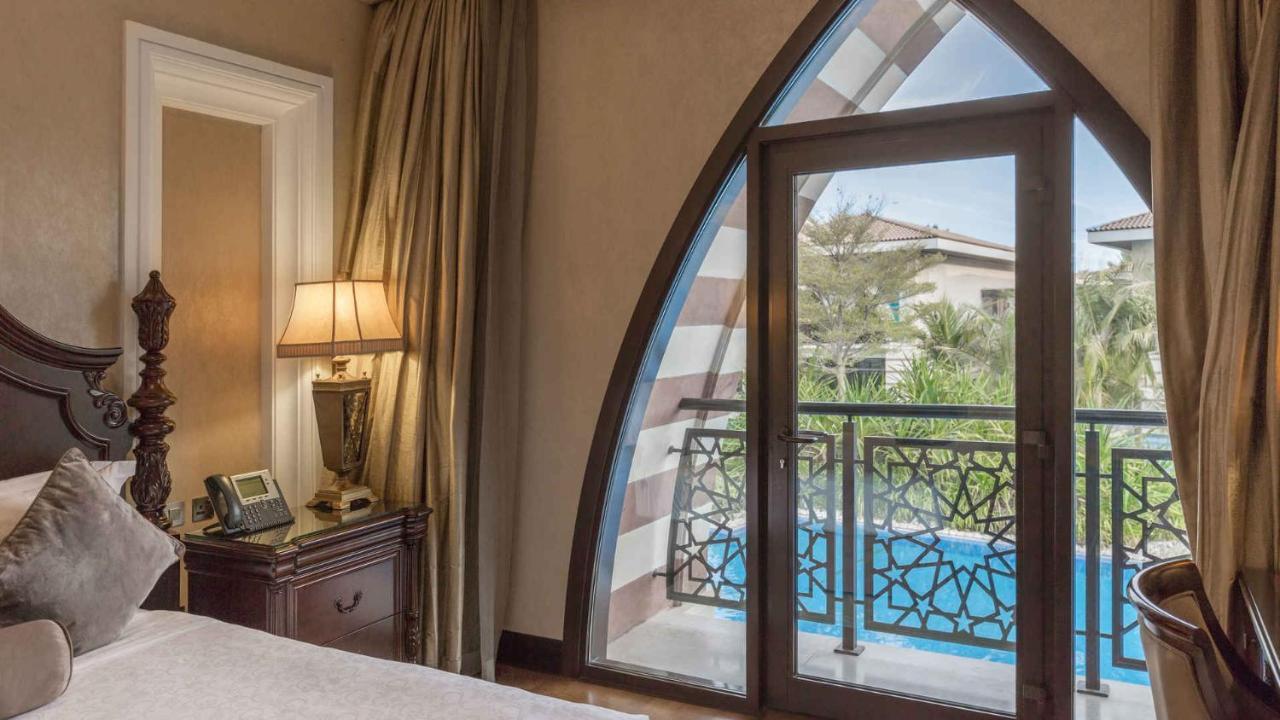 Zabeel Saray Royal Residences Lagoon Villa ドバイ エクステリア 写真