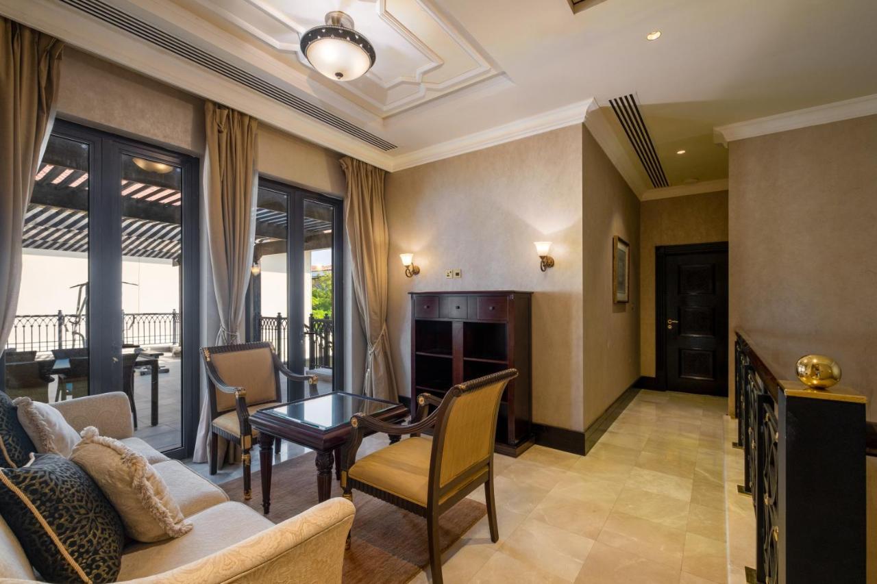 Zabeel Saray Royal Residences Lagoon Villa ドバイ エクステリア 写真