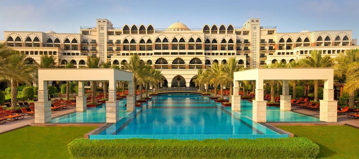 Zabeel Saray Royal Residences Lagoon Villa ドバイ エクステリア 写真