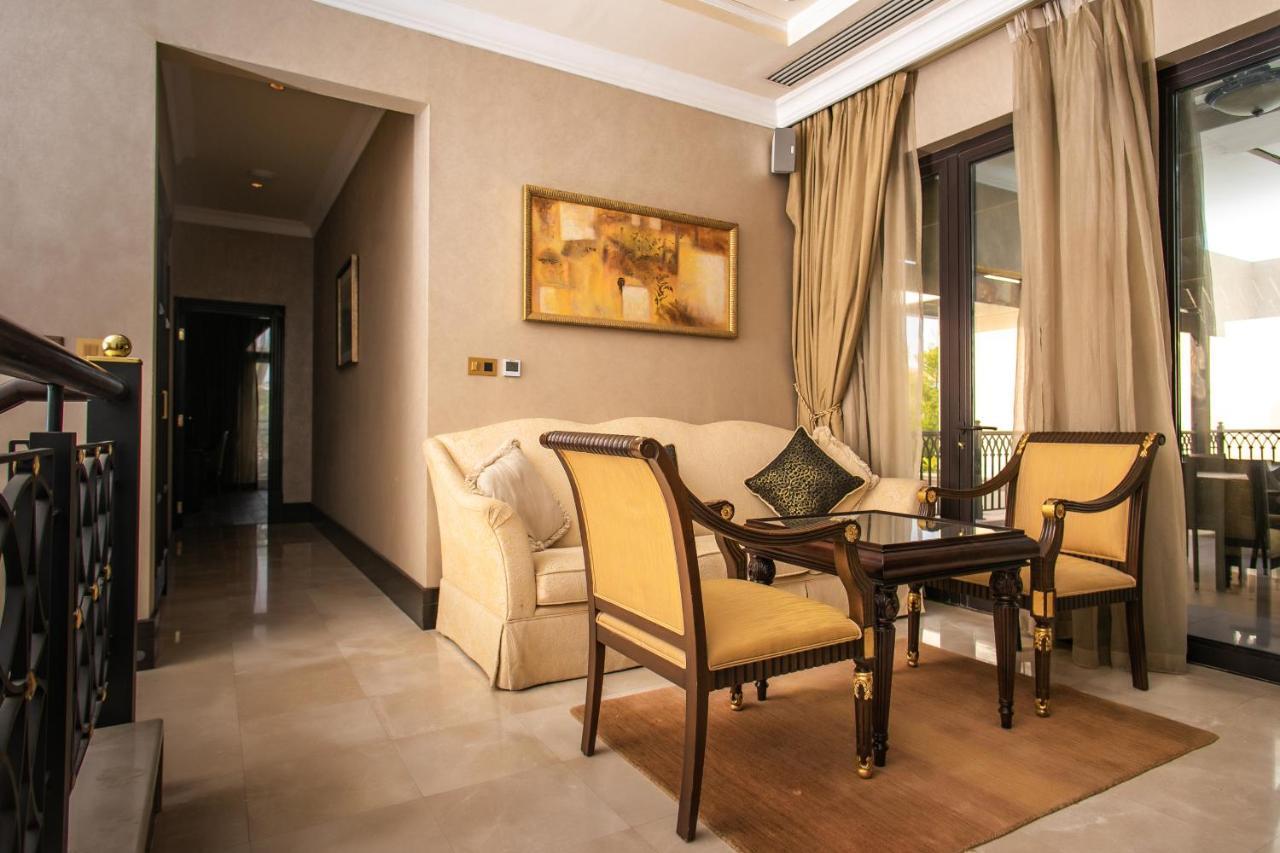 Zabeel Saray Royal Residences Lagoon Villa ドバイ エクステリア 写真
